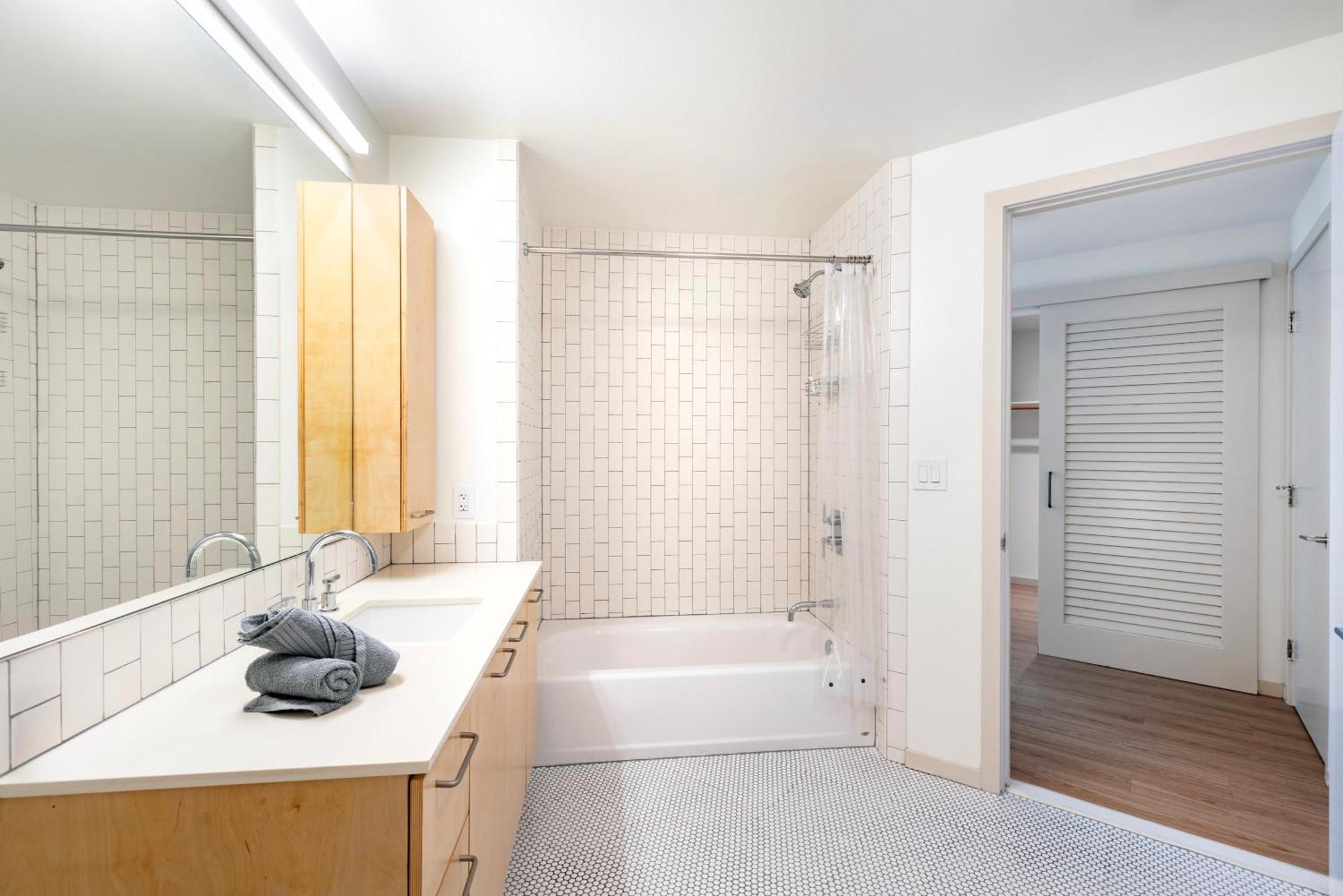 2br Hollywood Opulent Retreat Et